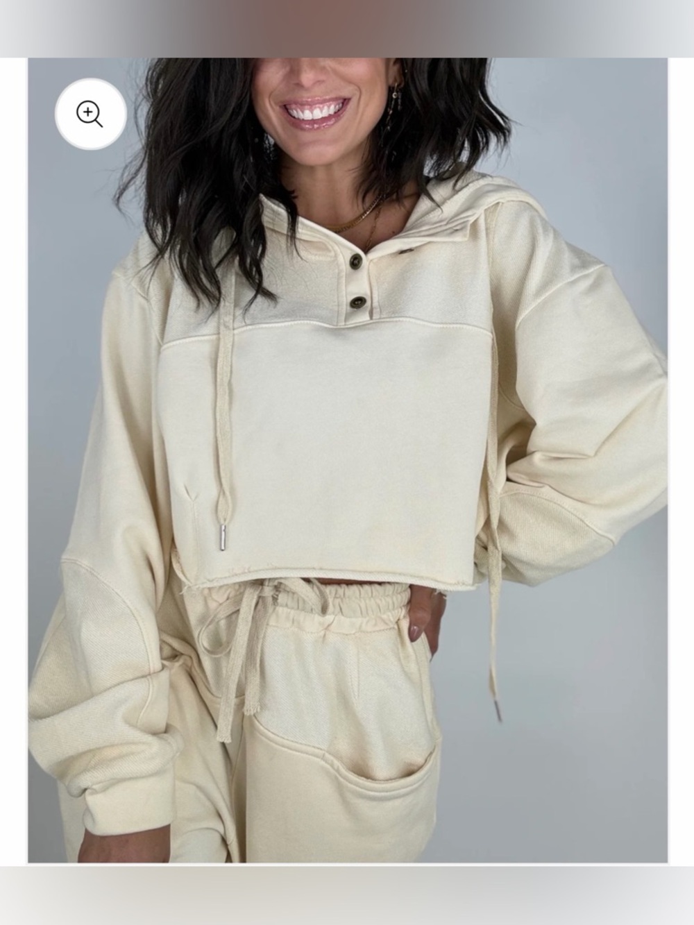 NWT Boutique POL Girls Night Out Cropped Hooded Sweatshirt Cream Size L
